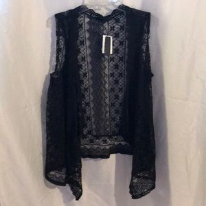 NWT Sleeveless Vest